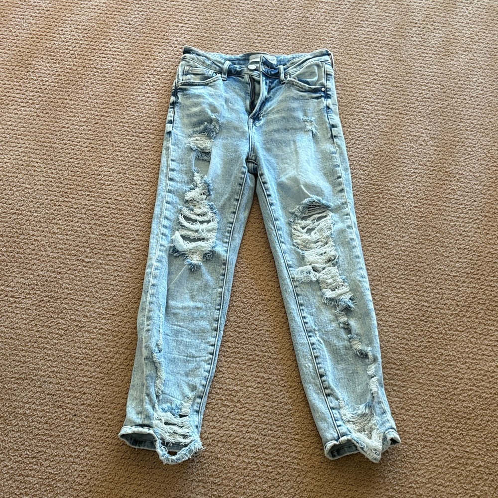 Trendy Distressed Women's Straight Leg Jeans - Light Blue